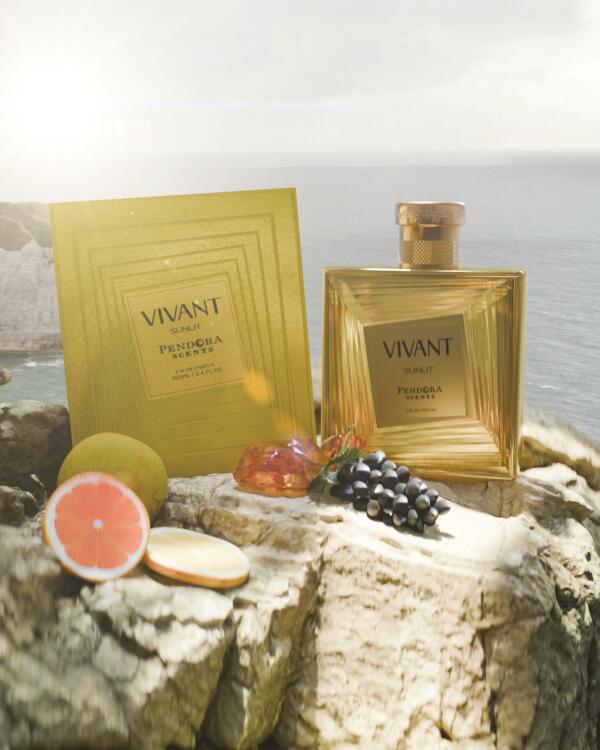 Vivant Sunlit